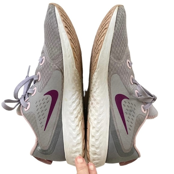 Nike Legend React Gray Women’s Running/Training Shoe - Picture 5 of 10
